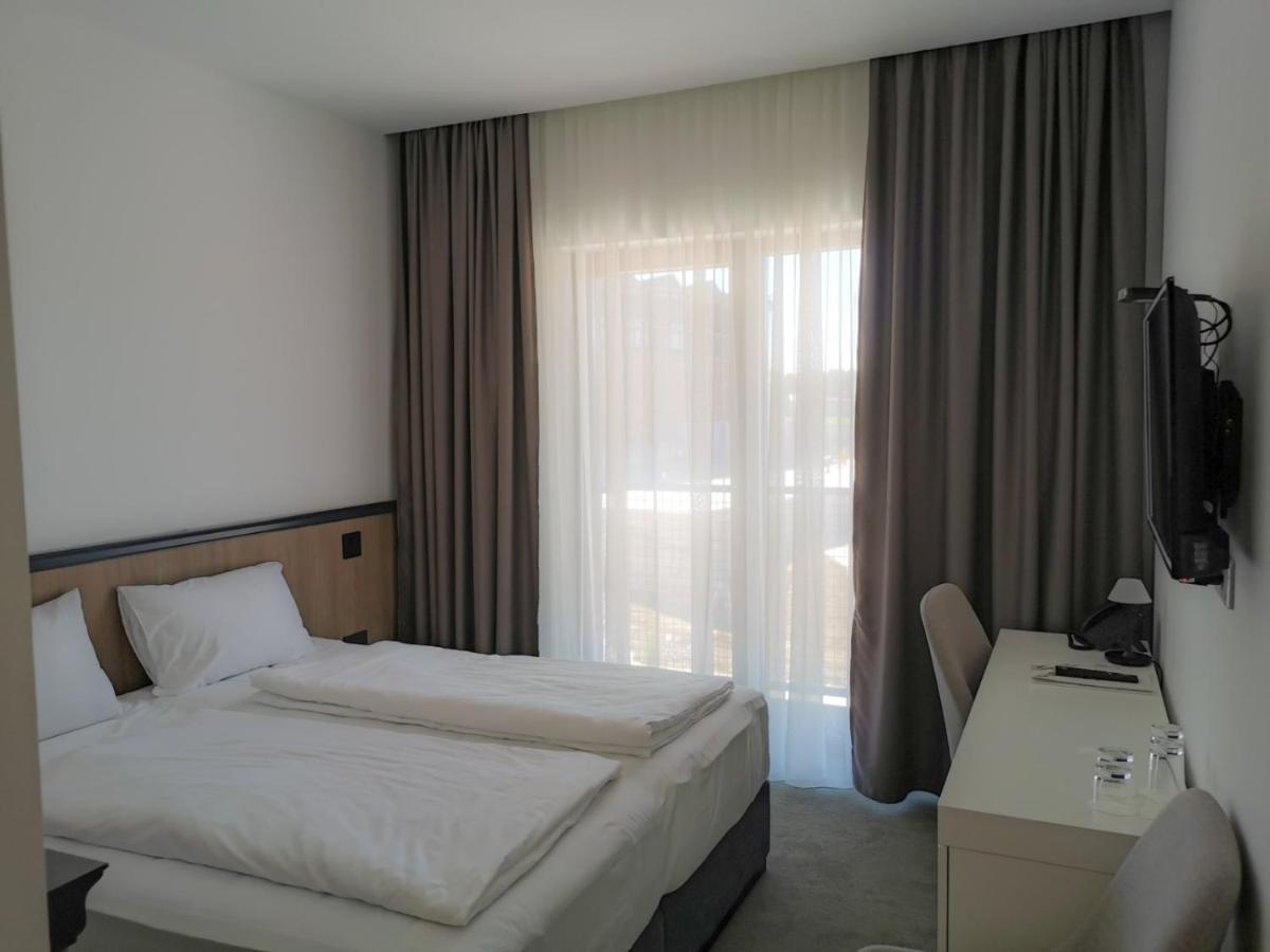 Hotel Crni Vrh Divčibare Eksteriør bilde